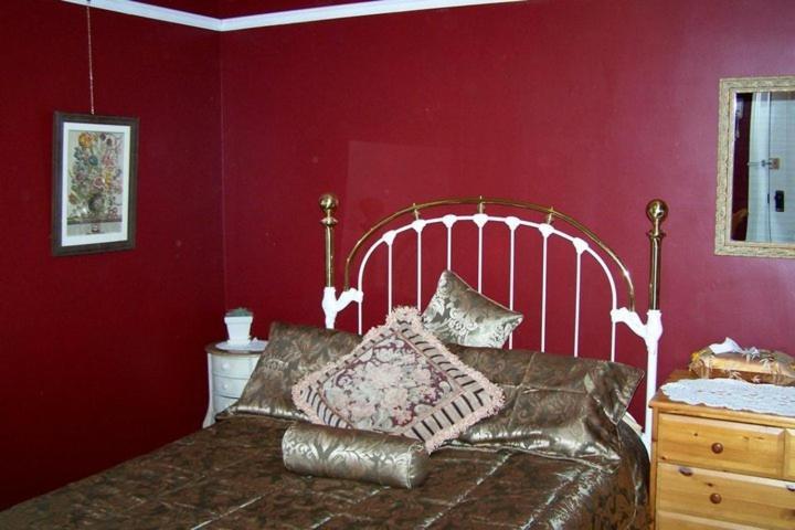 Rogers Motel Smiths Falls Szoba fotó